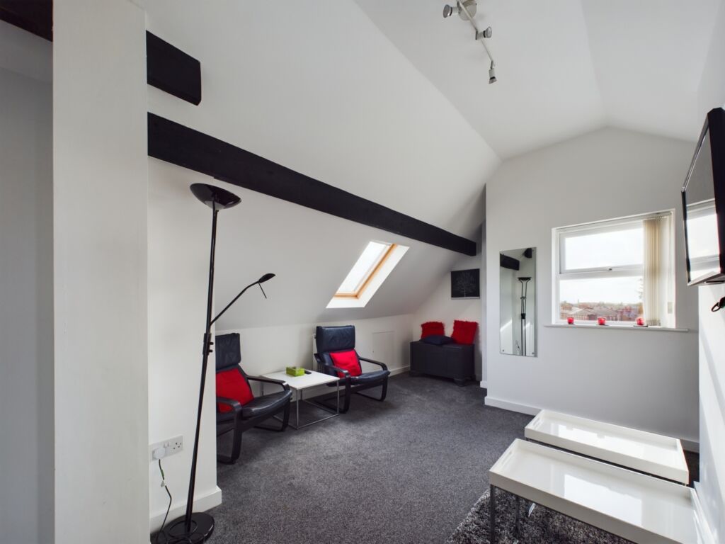 Gidlow Lane, Springfield, WN6 7DY