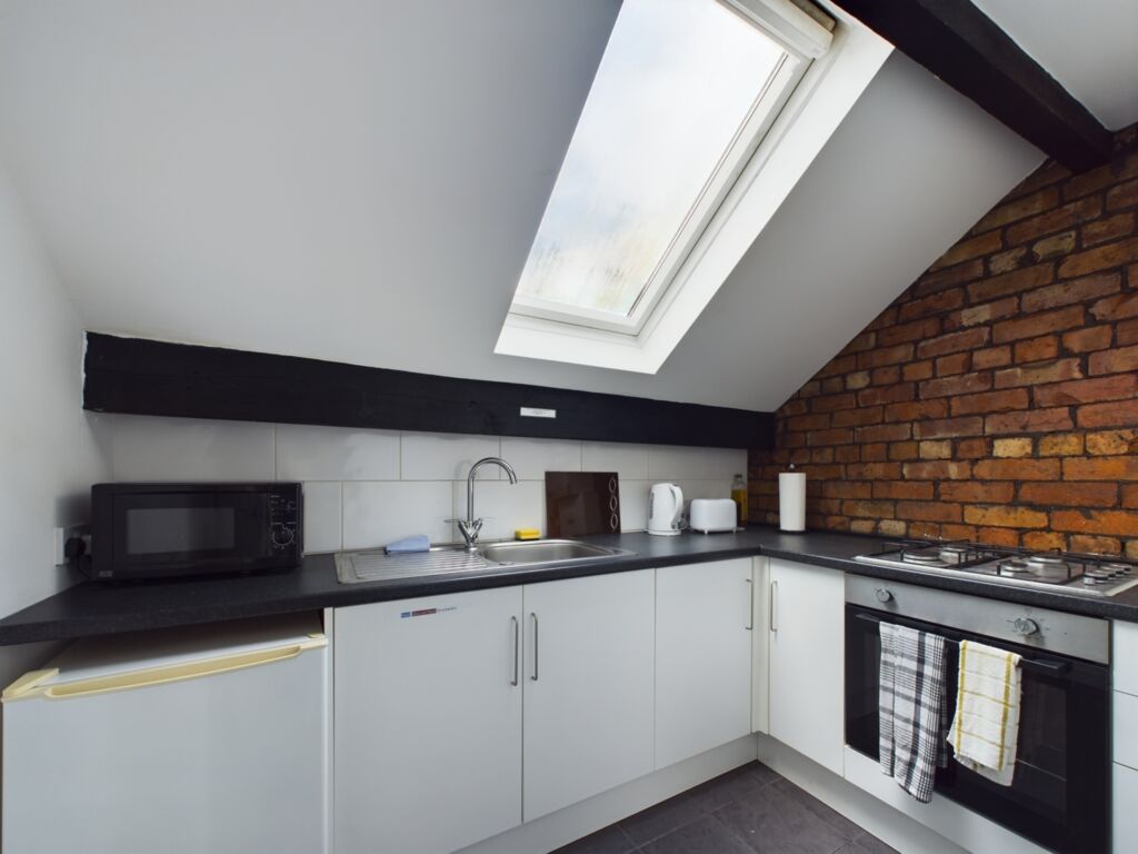 Gidlow Lane, Springfield, WN6 7DY