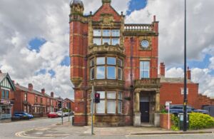Apt 4, The Pagefield, 168 Gidlow Lane, Wigan WN6 7AW