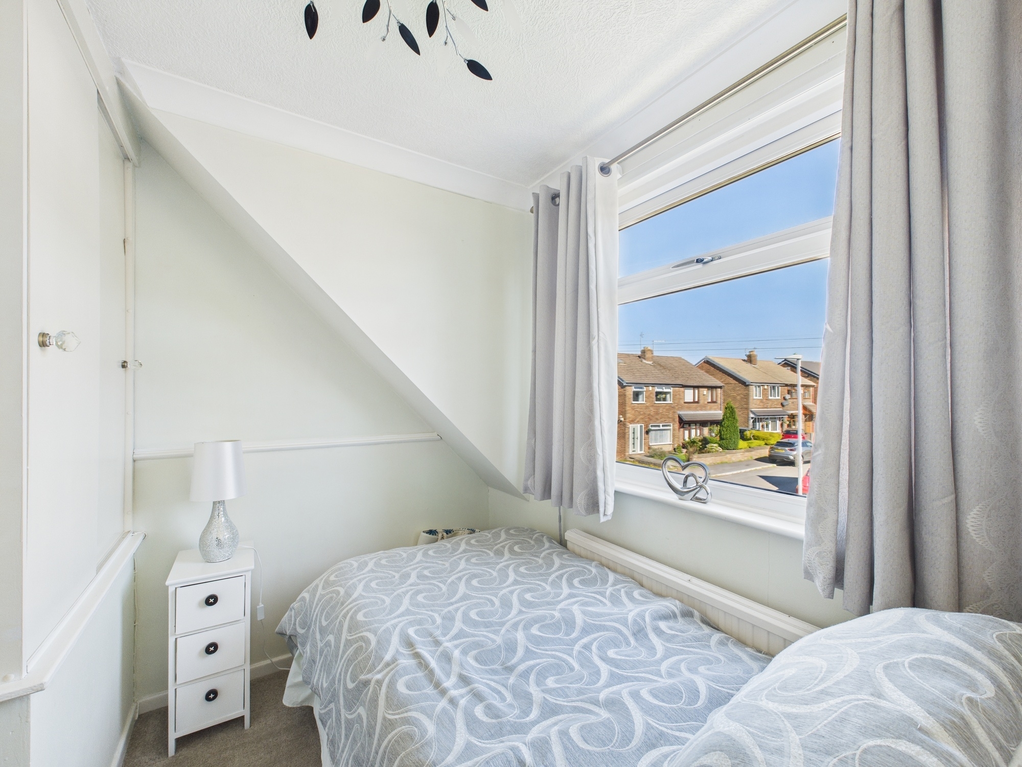 Rutter Green estate agents providing residential and commercial property sales, lettings, and property auction services.