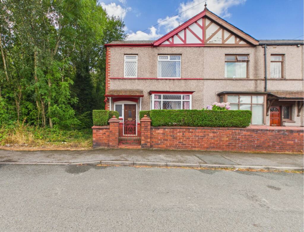 Westwood Lane, Lower Ince, Wigan WN3 4NG