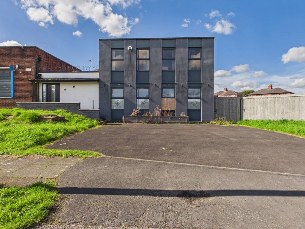 Kilshaw Street, Pemberton, Wigan WN5 8EA